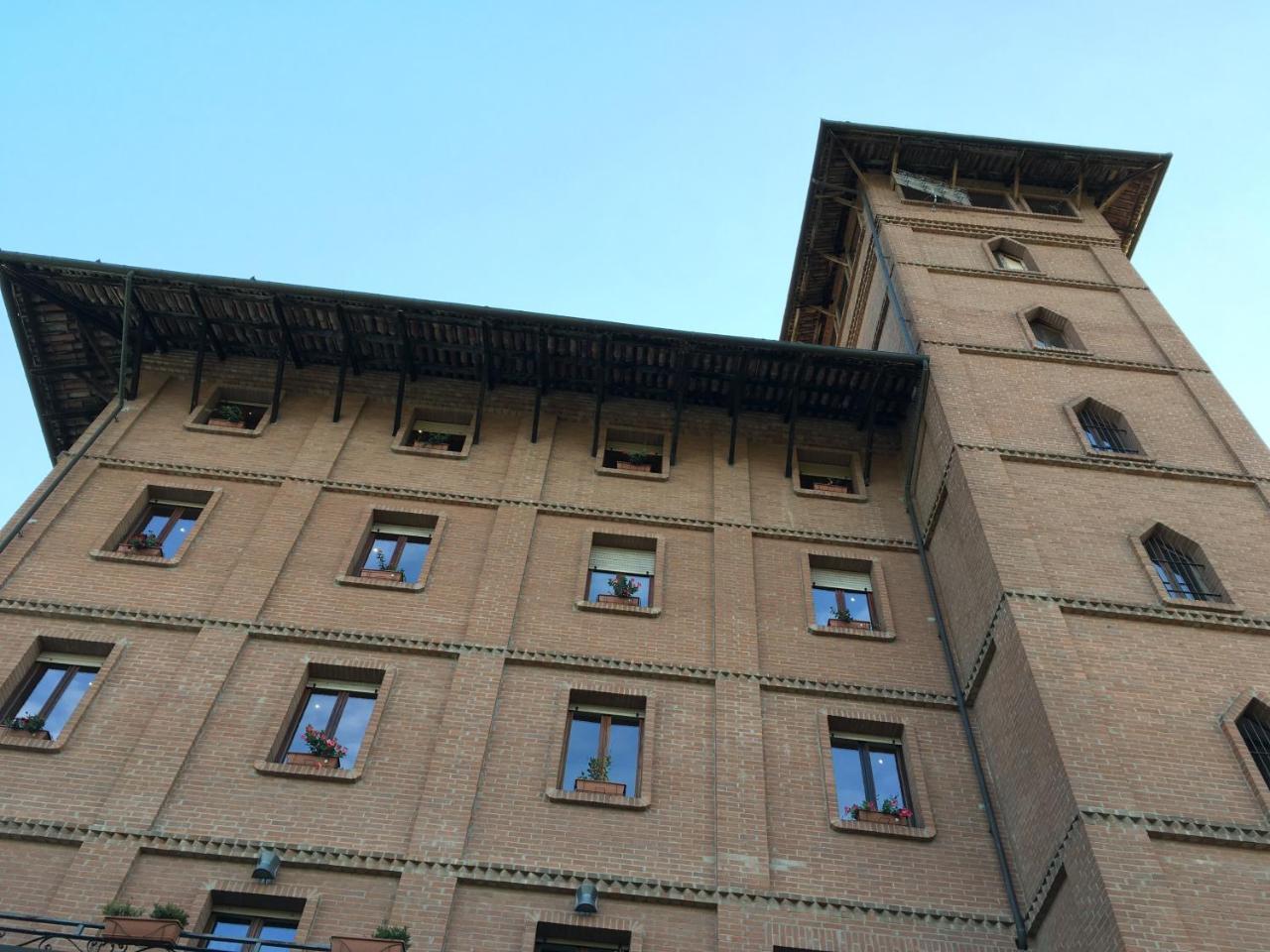 Albergo Torre Di Codana Montiglio Экстерьер фото