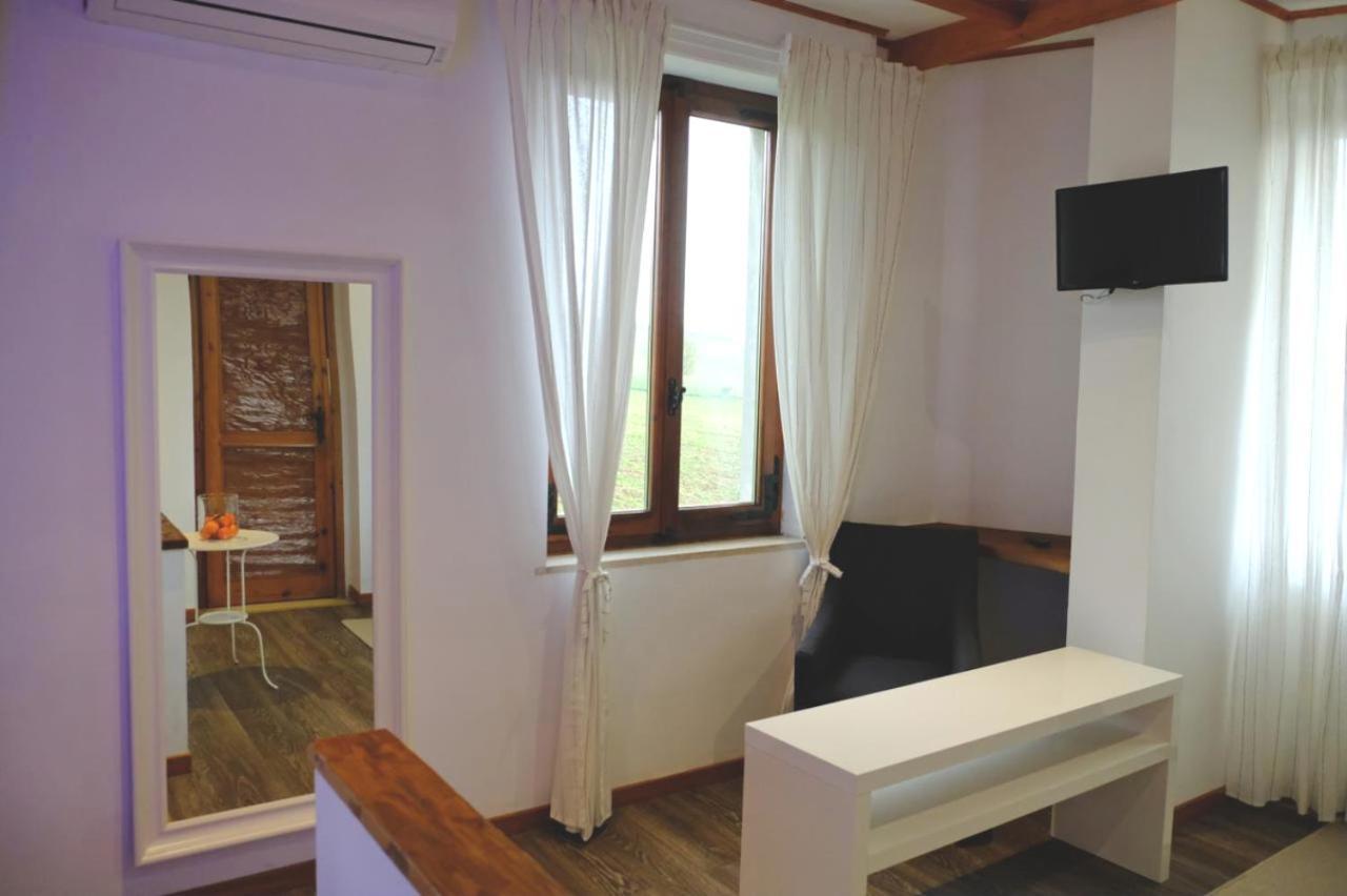 Albergo Torre Di Codana Montiglio Экстерьер фото